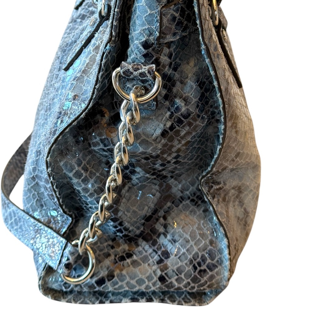 Michael’s Kors Blue Snakeskin Hamilton Bag - Picture 7 of 11